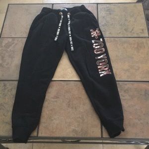 Black zoo York sweatpants